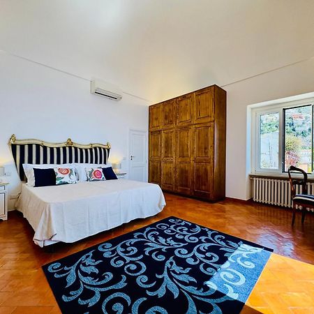Yourhome - La Casa Di Chiara Positano Bagian luar foto
